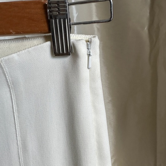 Aritzia Babaton white work wear pant split hem at the bottom - Picture 6 of 8